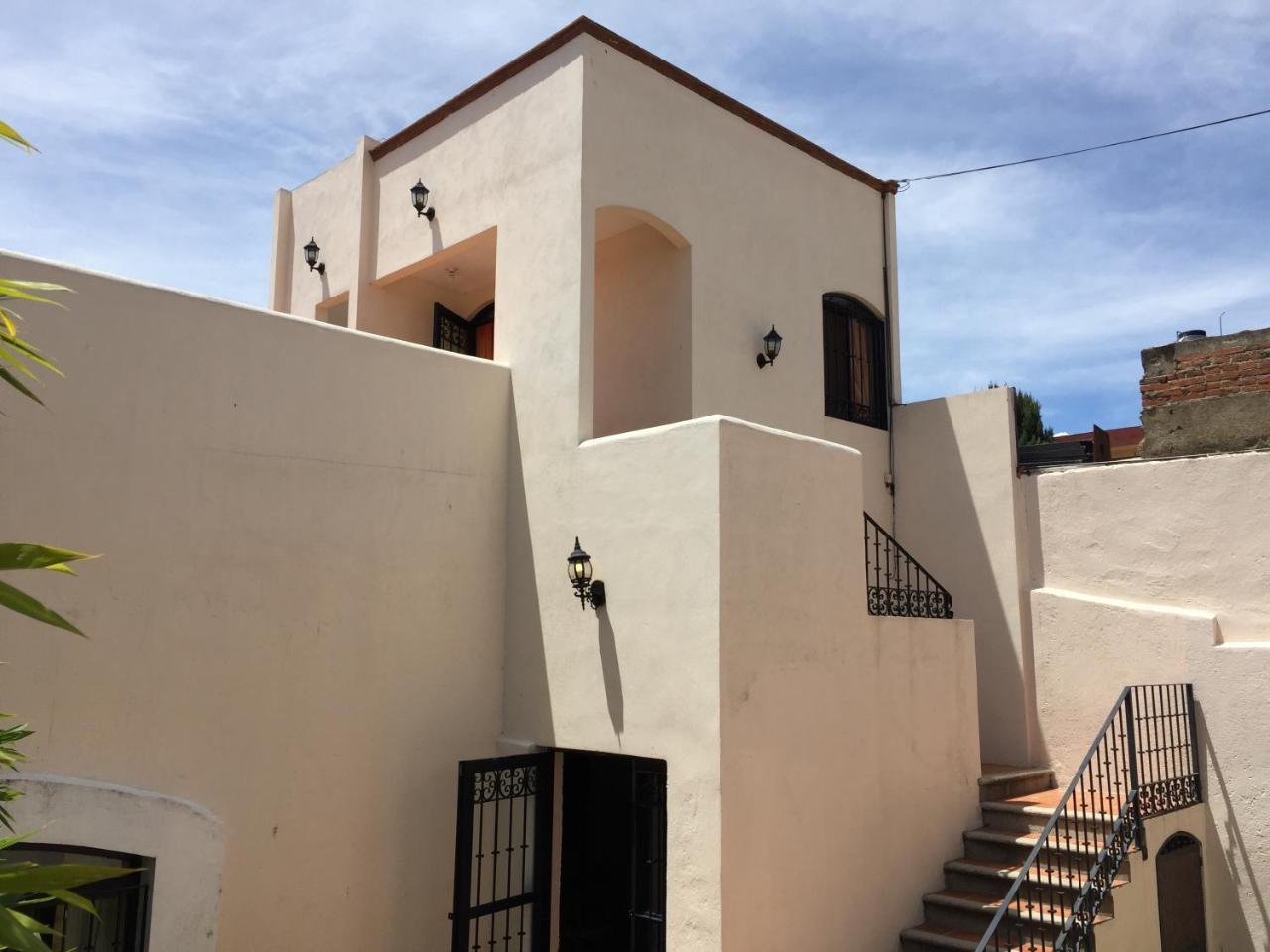 Hostal El Dulce Nombre 瓦曼特拉 外观 照片